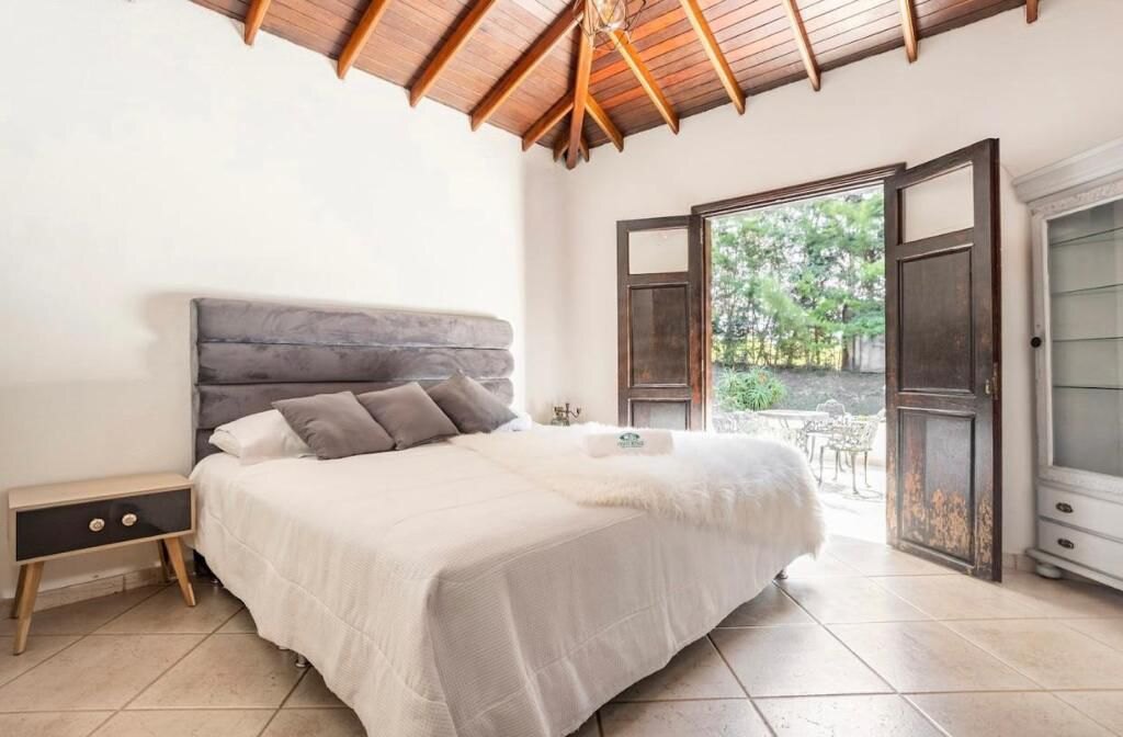 Casa en arriendo amoblado en Medellín